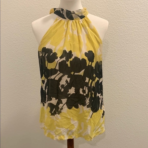 Johnthan Martin Tops - Jonathan Martin Yellow White Sheer Floral Tie Neck Sleeveless